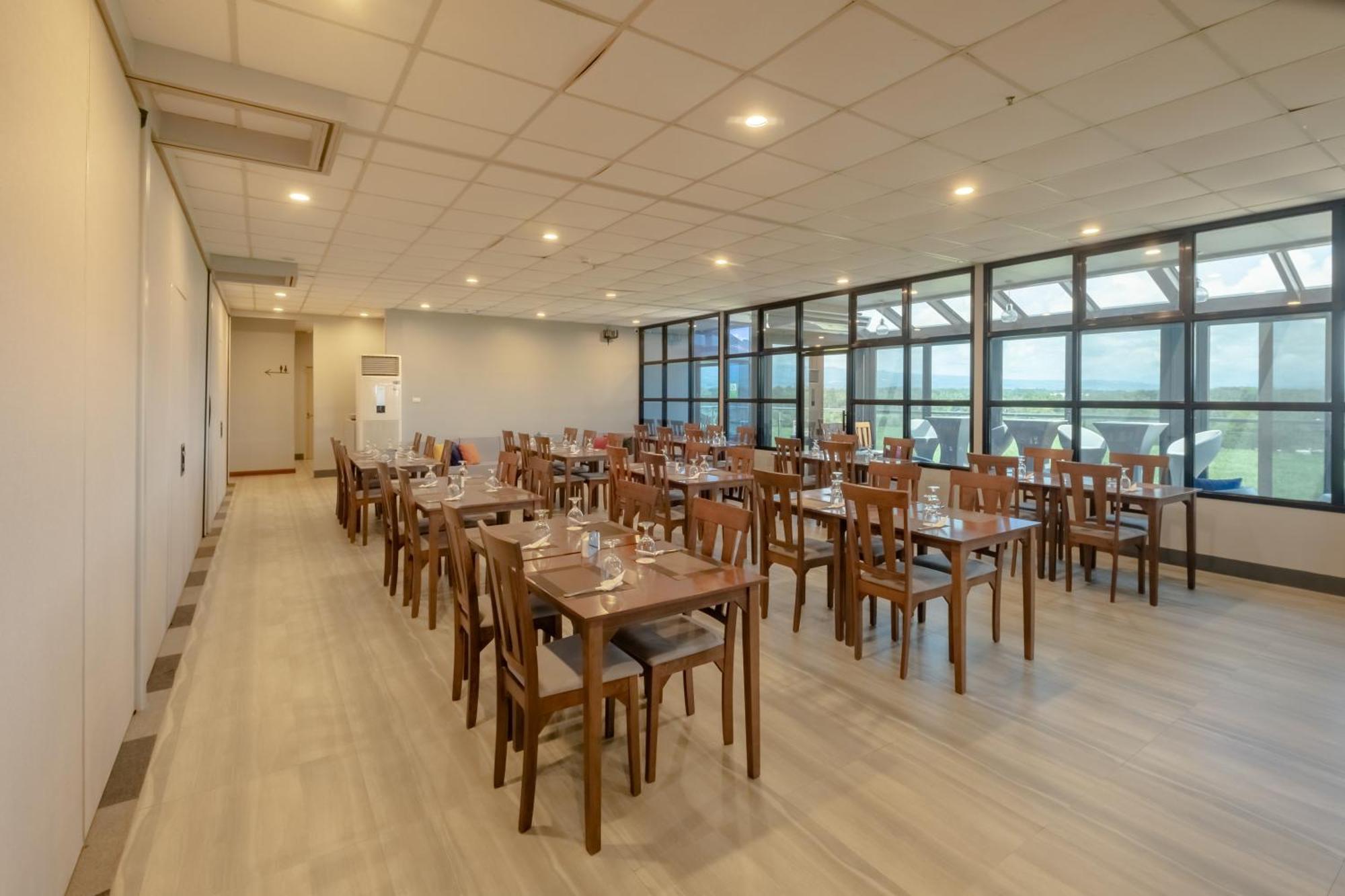 Kekehyu Business Hotel Valencia Kültér fotó